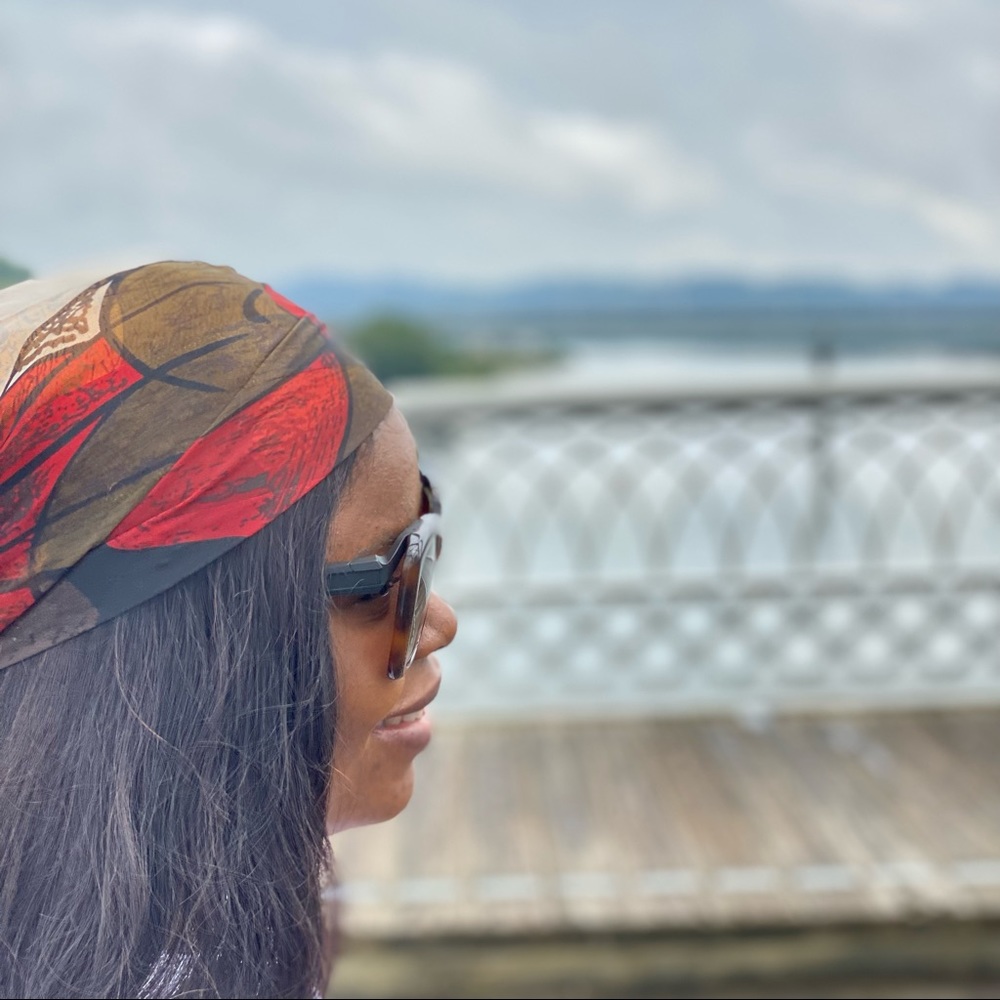 Meet your Posher, Abidemi